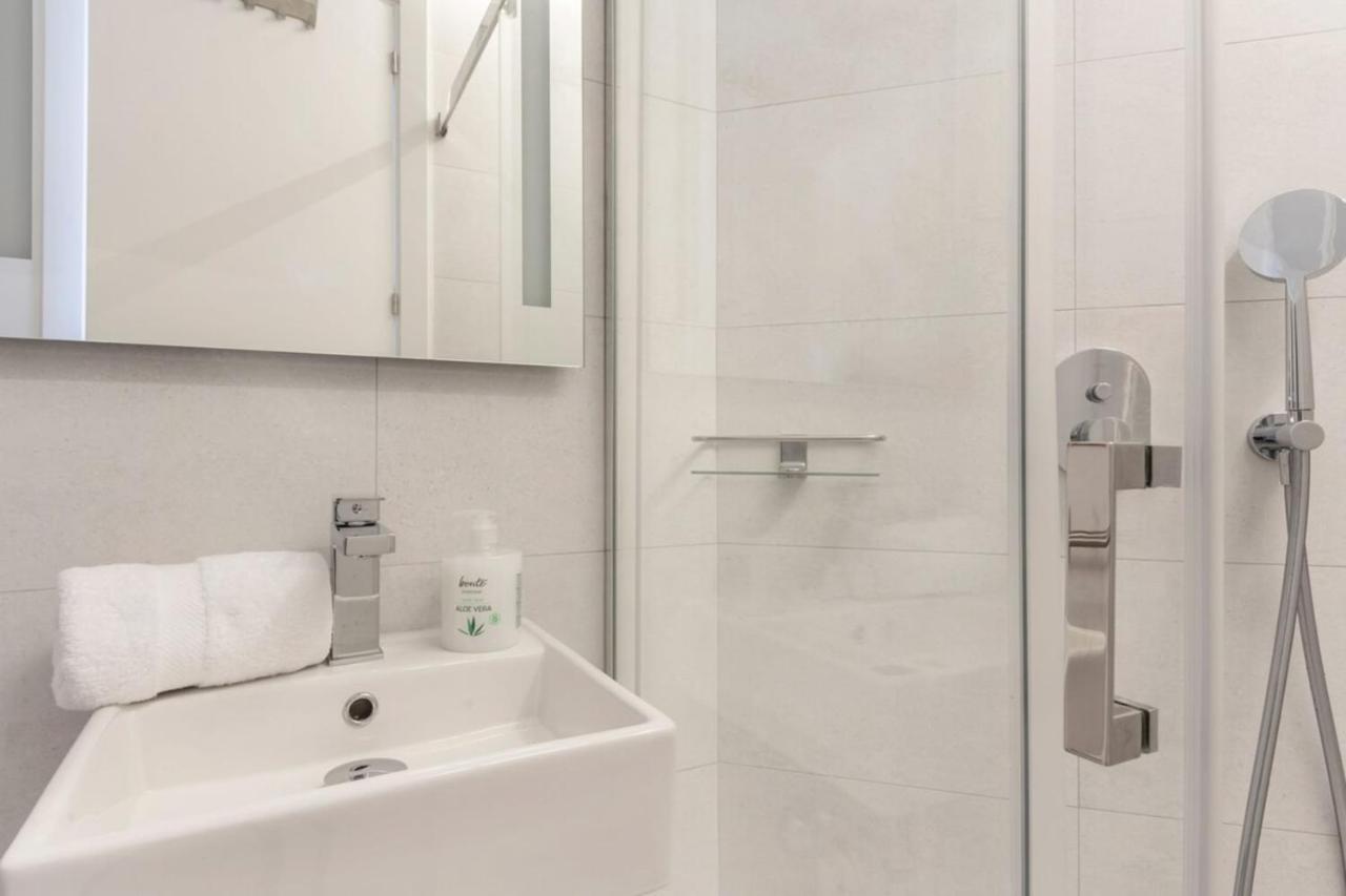 Incredible Design 2 Bedroom Apartment In Centro Madrid Exteriér fotografie